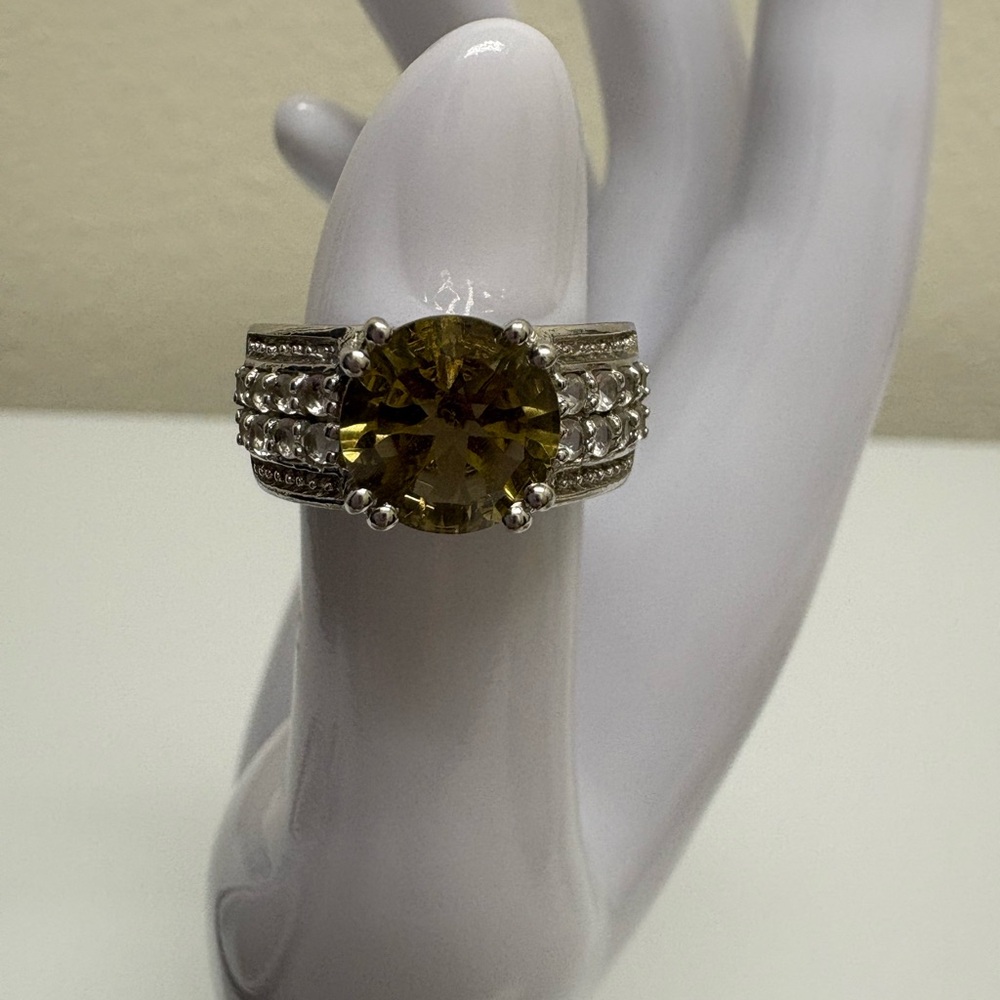 Elegant Congac Quartz Silver Ring